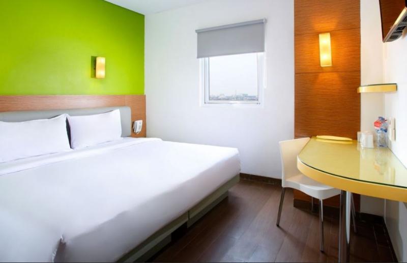Amaris Hotel Сиребон Екстериор снимка